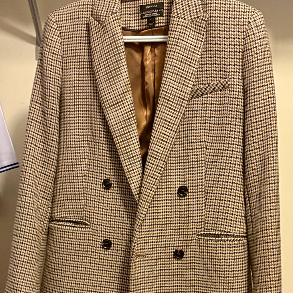 Rw&Co. Double-Breasted Houndstooth Blazer In Beige And Black